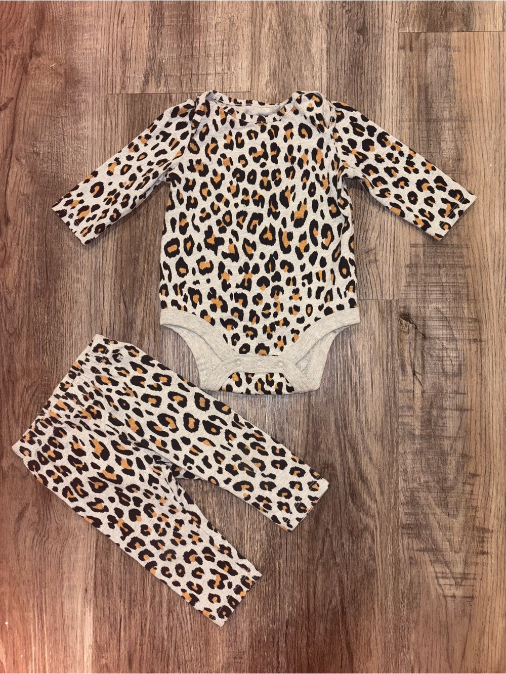 USED Baby Girl Gap Animal Print Set